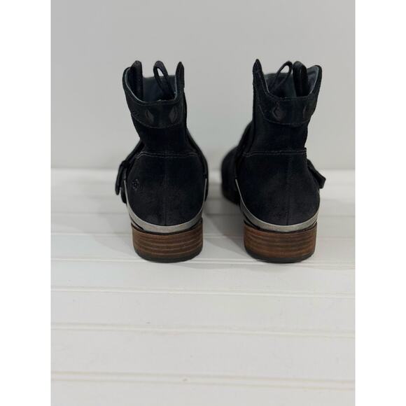 Ugg Austin Suede Leather Ankle Boots in Black - Picture 5 of 12